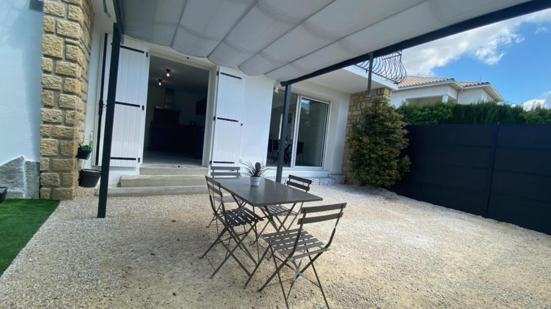 Apartment La Perle De Provence: Tranquil Garden With Ac In *