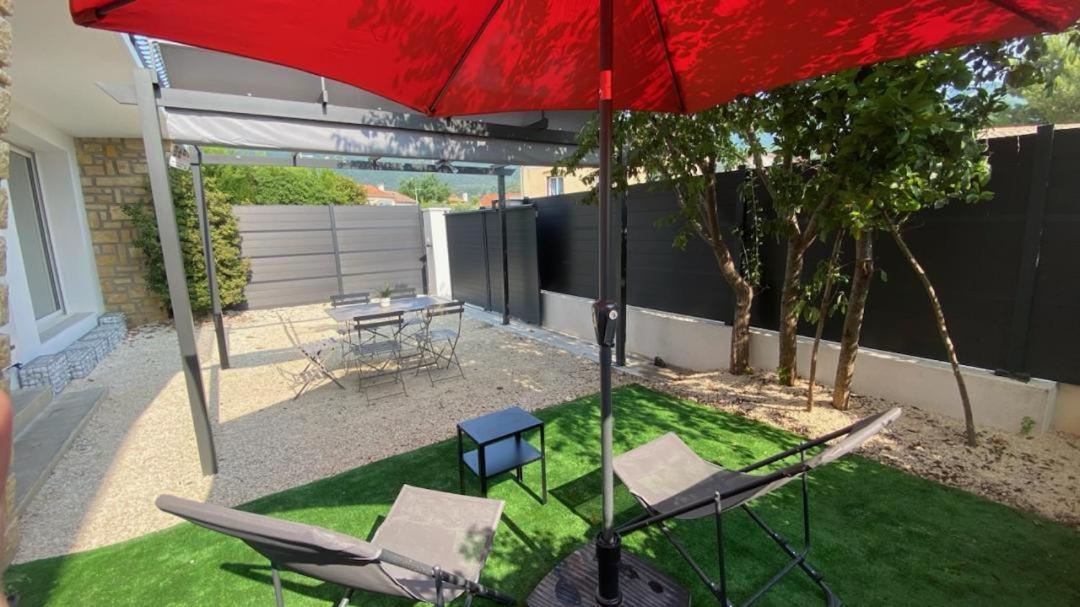 Apartment La Perle De Provence: Tranquil Garden With Ac In